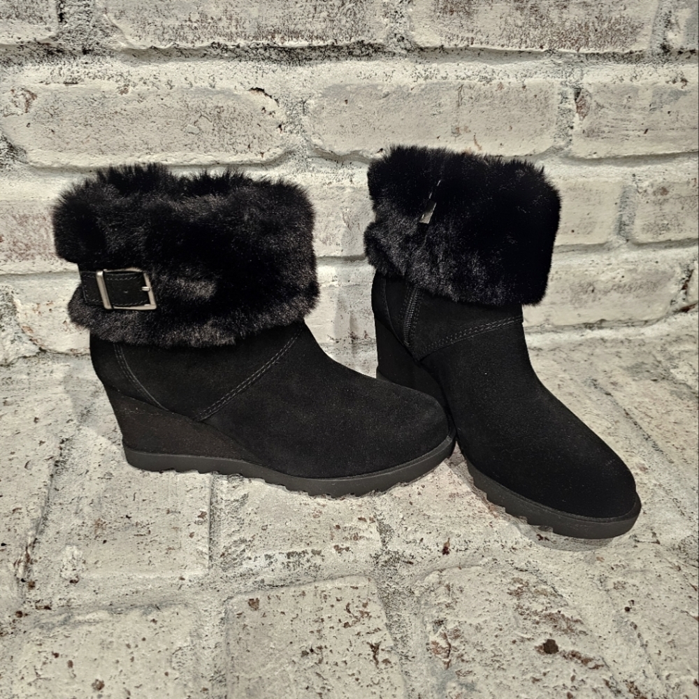 Koolaburra By UGG Koolaburra W Elladine Black  Hidden Heel  Boots Size 6 New